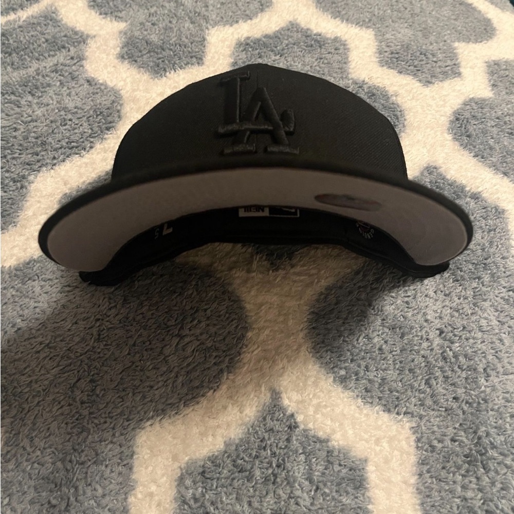 baseball cap